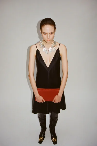 Look 16
